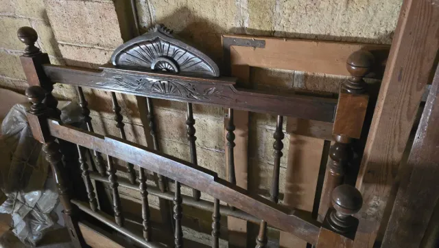 Cabezal y pies de cama de madera