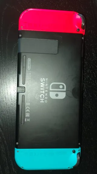 Nintendo Switch Azul y Rojo