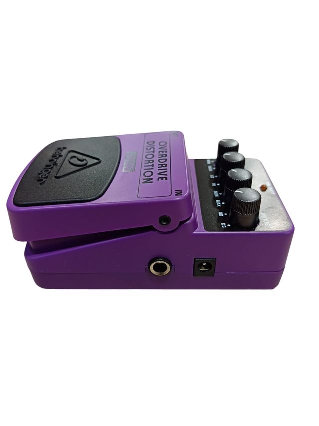 PEDAL DE EFECTOS BEHRINGER OD300 LILA OVERDRIVE DISTORTION + CAJA + CABLES *A ESTRENAR