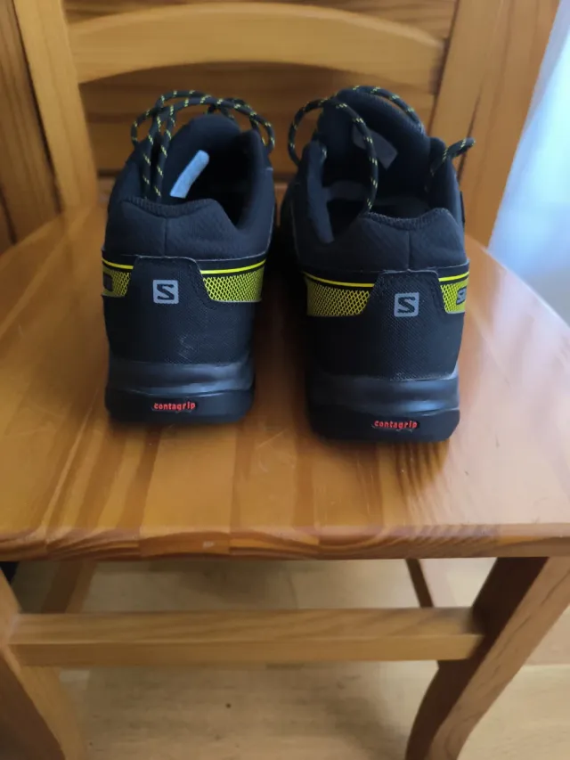 Botas Salomon Talla 43 1/3 Negras y Amarillas