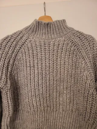 Jersey gris cuello alto lana