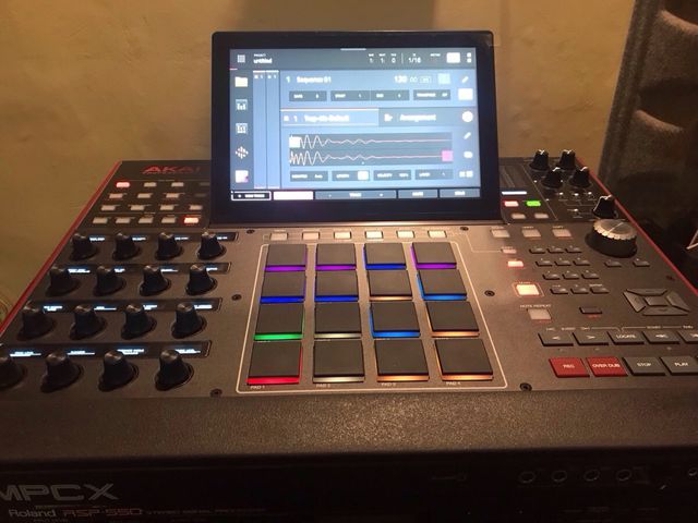 Akai MPC X como nuevo