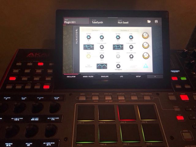 Akai MPC X como nuevo