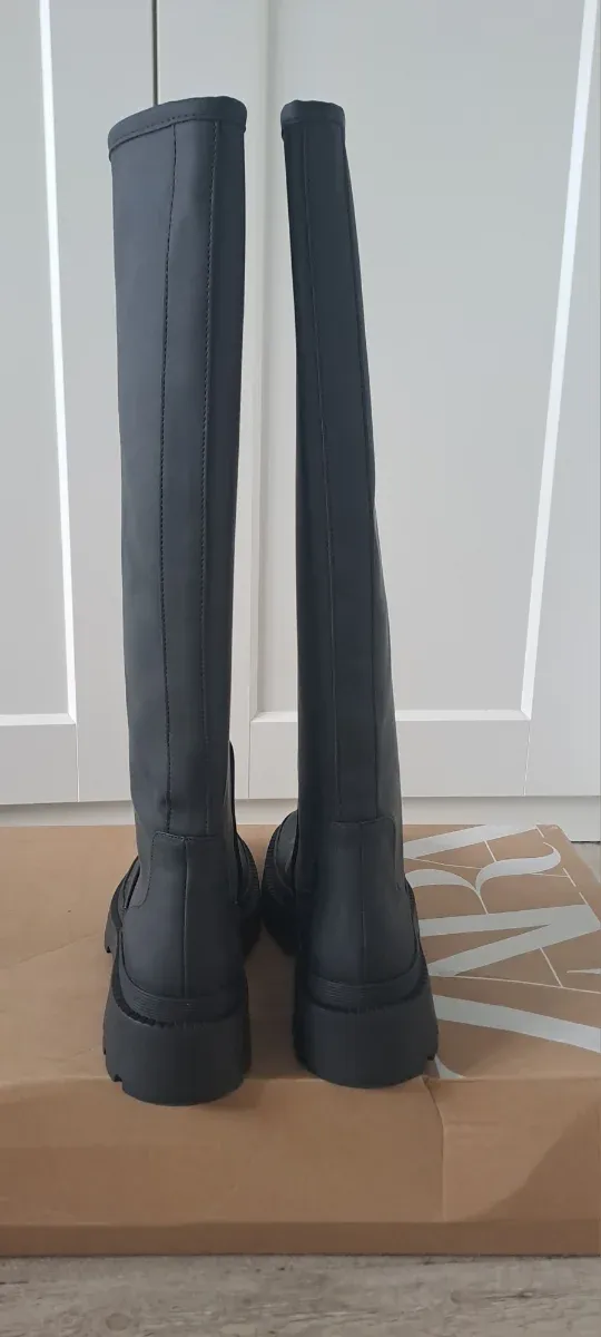 Botas de goma Zara negras