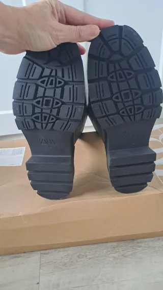 Botas de goma Zara negras