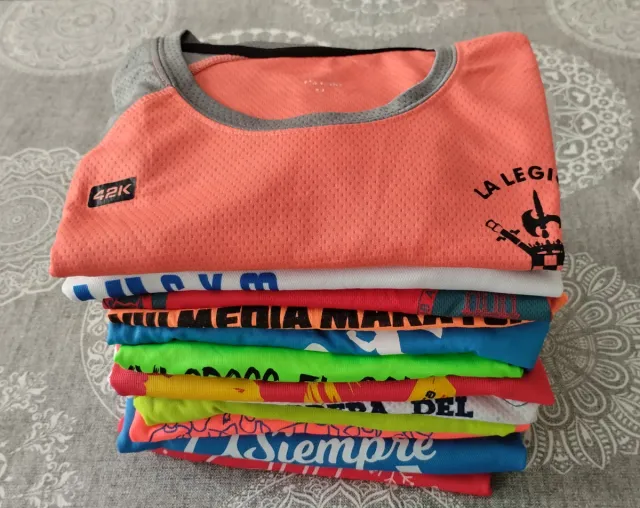 12 camisetas de carrera