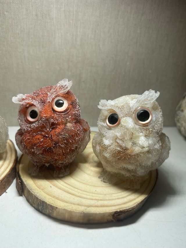 Gufo decorativo in minerali