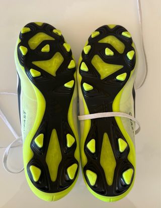 botas de fútbol Adidas