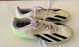 botas de fútbol Adidas