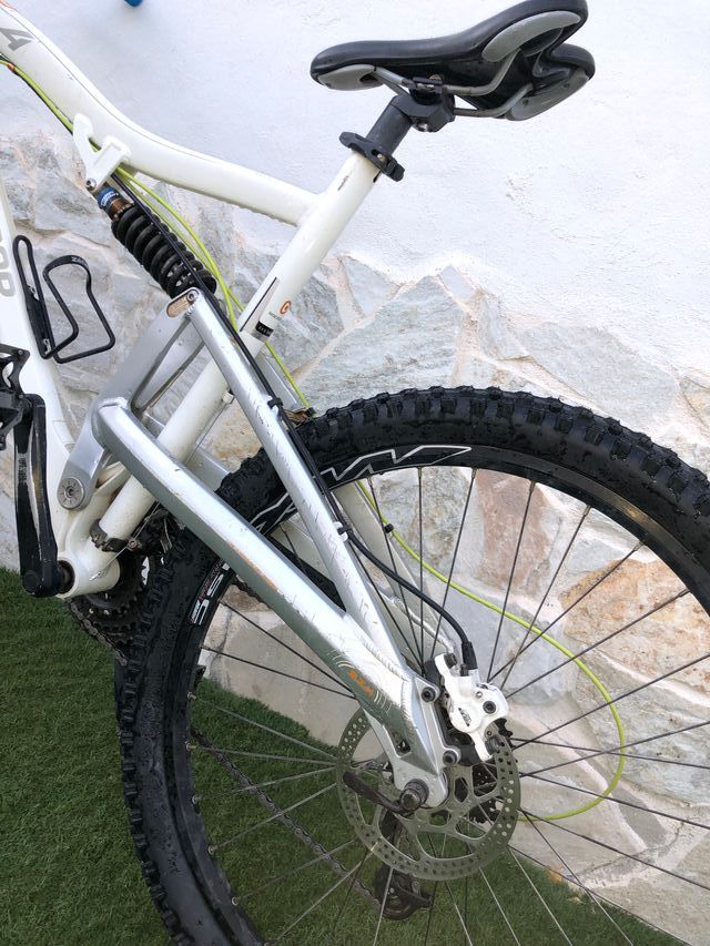 Bicicleta Rockrider 6.4 Doppia Sospensione