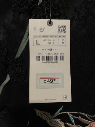 Vestido estilo kimono negro bordado