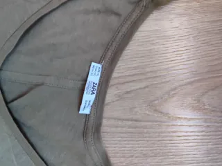 Camiseta Zara Verde Oliva Talla L