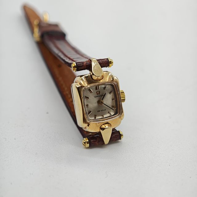 Orologio da polso da donna Omega De Ville con lunetta placcata 20 micron