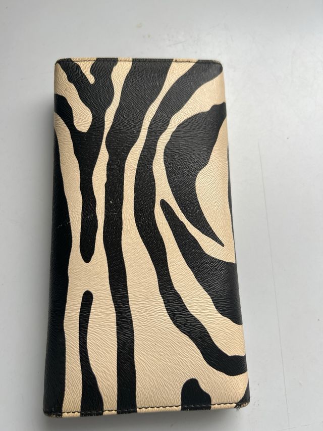 Cartera con estampado de cebra