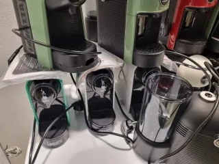 Lote Cafeteras Cápsulas Lavazza