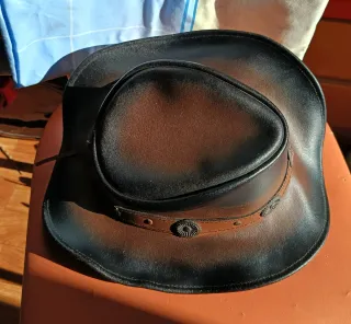 Sombrero Cowboy Cuero Negro y Marrón