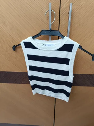 Chaleco Zara Rayas Blanco y Negro Talla S
