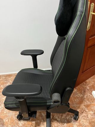 Silla Gaming Razer Iskur V2