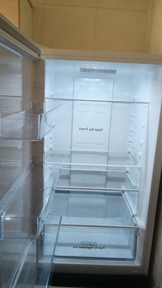 Frigorífico con congelador