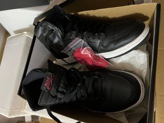 Air Jordan 1 Retro High OG Negro Rojo