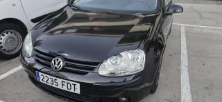 Volkswagen Golf Negro
