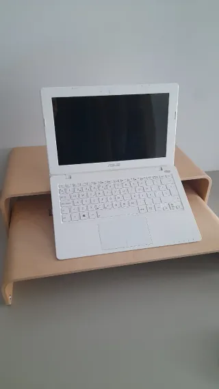 Portátil Asus F200CA de 11,6' pulgadas.