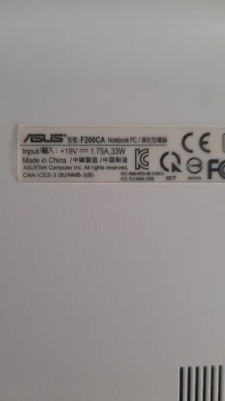 Portátil Asus F200CA de 11,6' pulgadas.