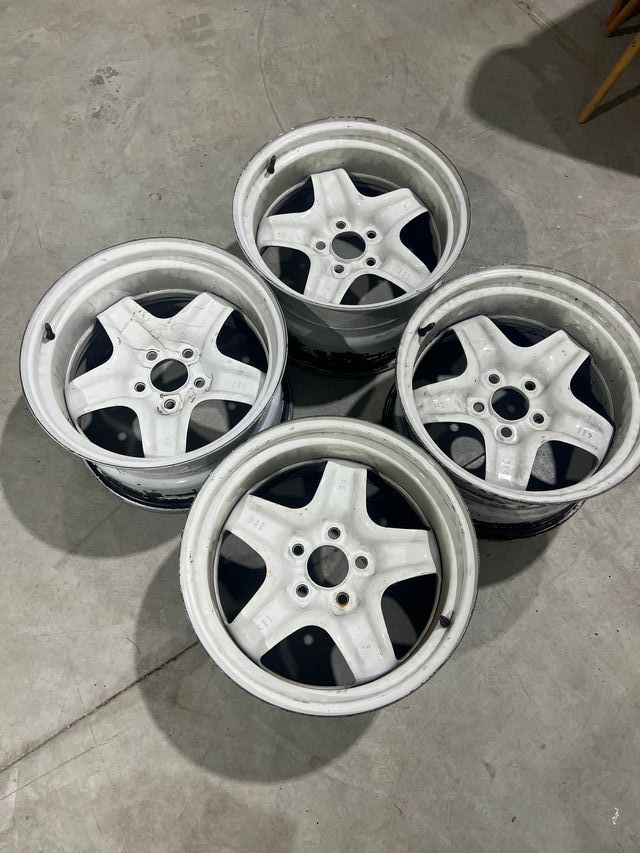 Llantas Steelies 17x10 (Set de 4)