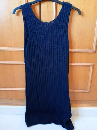 Vestido canalé negro.