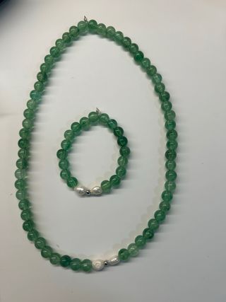 Conjunto collar y pulsera perlas verdes