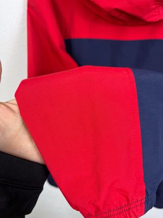 Chaqueta Cortavientos Fila Retro Y2K Azul Roja