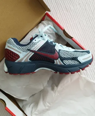 Zapatillas Nike Vomero 5 WMNS