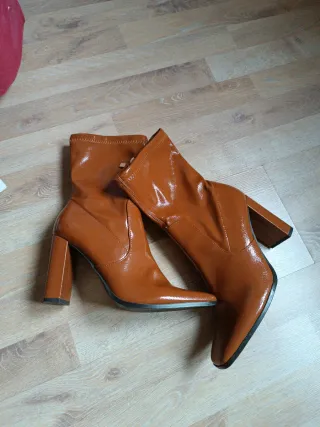 Stivaletti alti donna Primark