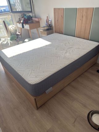 Colchón y canapé con cajones