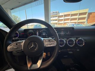 Mercedes-Benz Clase A220d AMG 2023 (FULL EXTRAS)