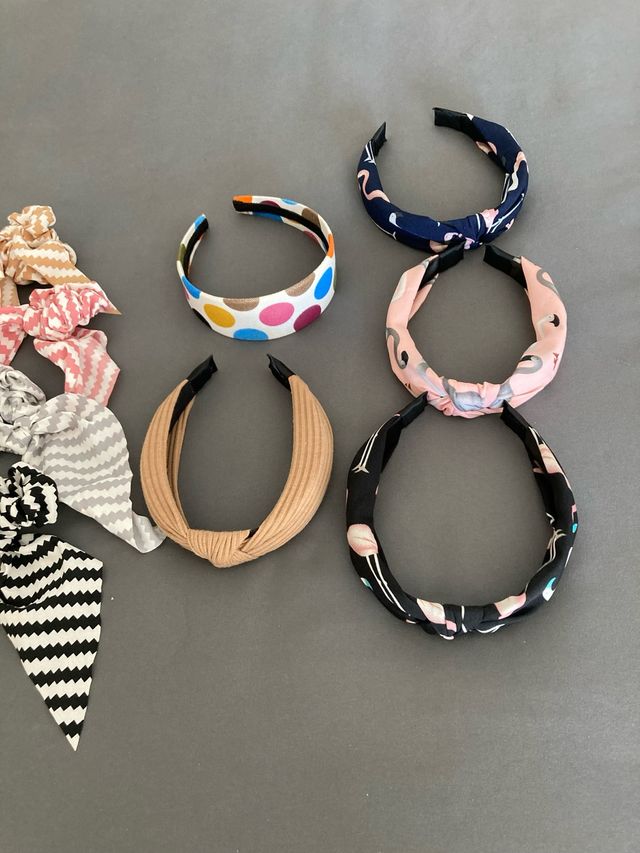 Lote diademas y coleteros niña