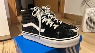 Vans Sk8-Hi Plataforma Ante Negro Blanco