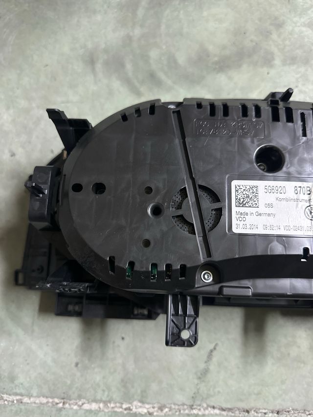 Velocímetro Volkswagen Golf VII GOLF R