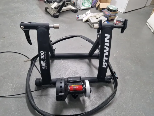 Rodillo B'Twin Ride 100