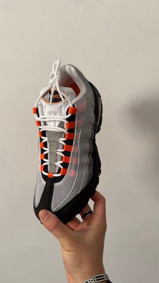 Nike Air Max 95 Gris Naranja