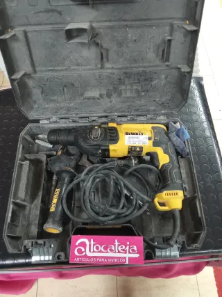 Martillo Percutor Dewalt D25133