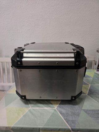 Baul Top Case Moto Triumph maleta topcase givi