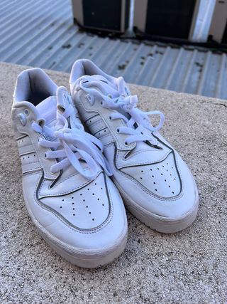 Zapatillas Adidas Rivalry Low Blancas