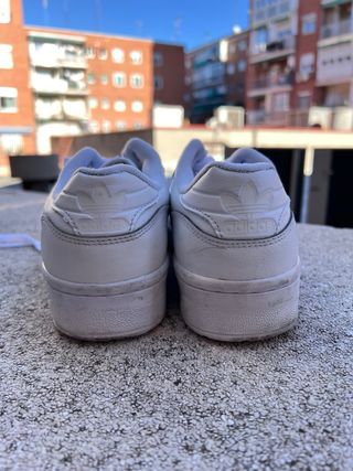 Zapatillas Adidas Rivalry Low Blancas