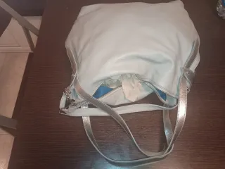 Borsa da donna a tracolla nuova