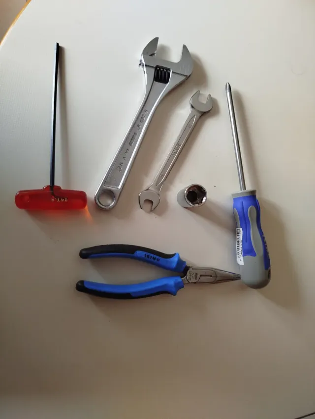 Conjunto 6 Herramientas IRIMO en Caja.