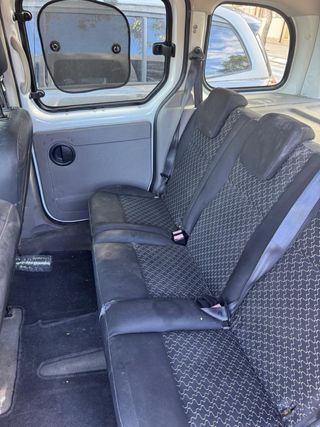 Renault Kangoo 1.5 dCi 85CV Mixto Adaptable – 20