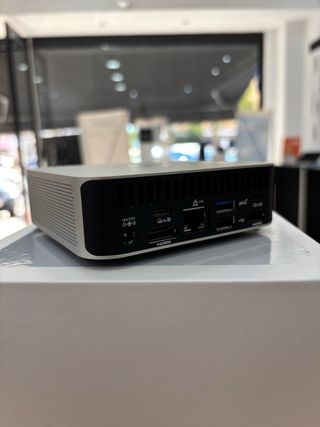 Mini PC Geekom A6 NUEVO, perfecto estado.