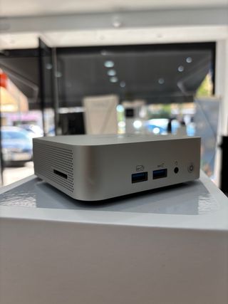 Mini PC Geekom A6 NUEVO, perfecto estado.