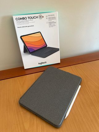 Funda Logitech Combo Touch iPad Air 4/5